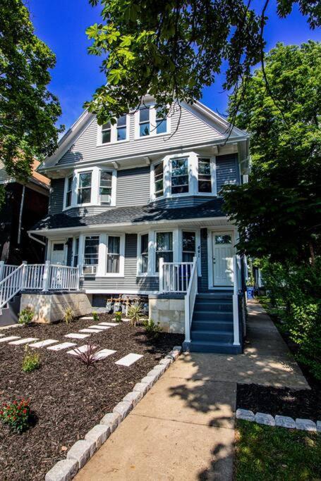 Cozy Micro Apartment, Minutes From Falls ナイアガラフォールズ エクステリア 写真